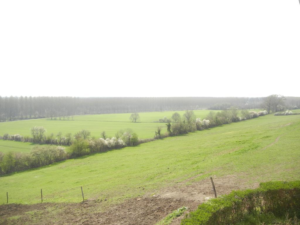 Gite Renardiere Mons  Luaran gambar